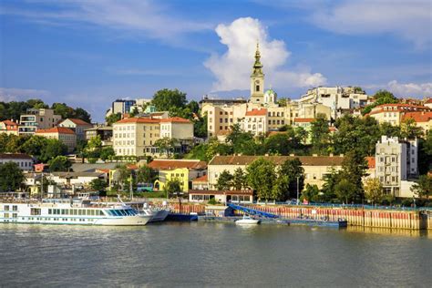 belgrade serbia time now.